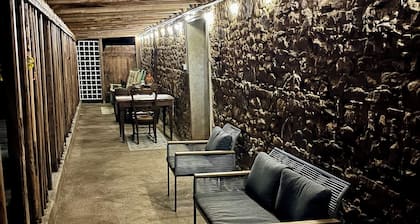 Full apartment with beautiful outdoor spaces in the Périgord Vert.