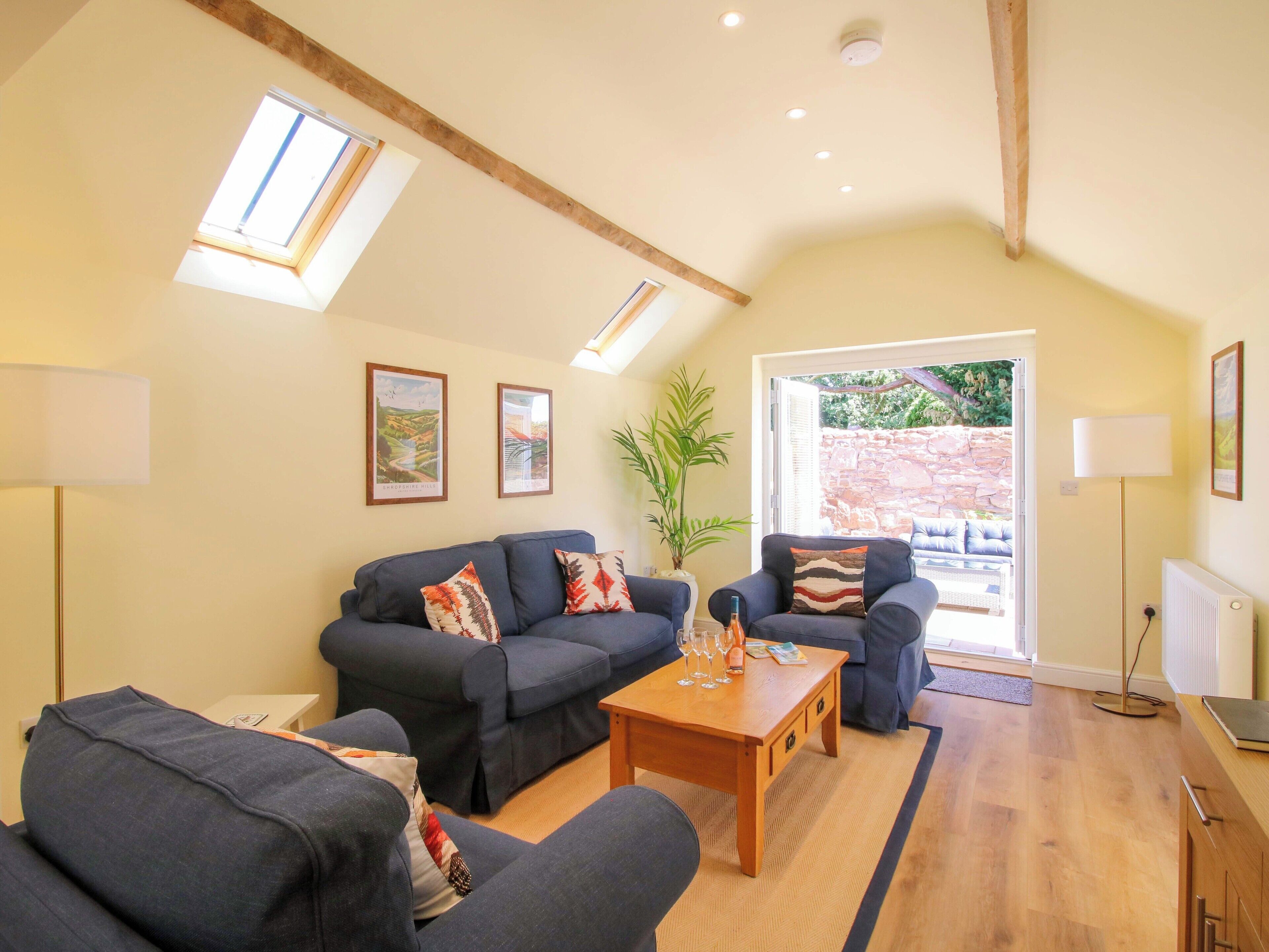 Cottage | Living area