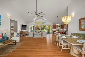 Interior - Summer Deal Poipu Kai 3BR Home with Beach Access and Resort Pool (Koloa)