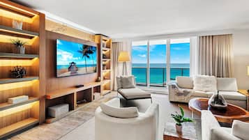 Apartment (1 Hotel & Homes 1222) | 3 bedrooms, soundproofing, free WiFi, alarm clocks