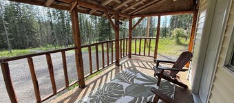 Our Little Yellow Cabin in remote North Idaho- a Perfect Getaway!!