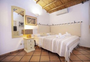 Bügeleisen/Bügelbrett, Internetzugang