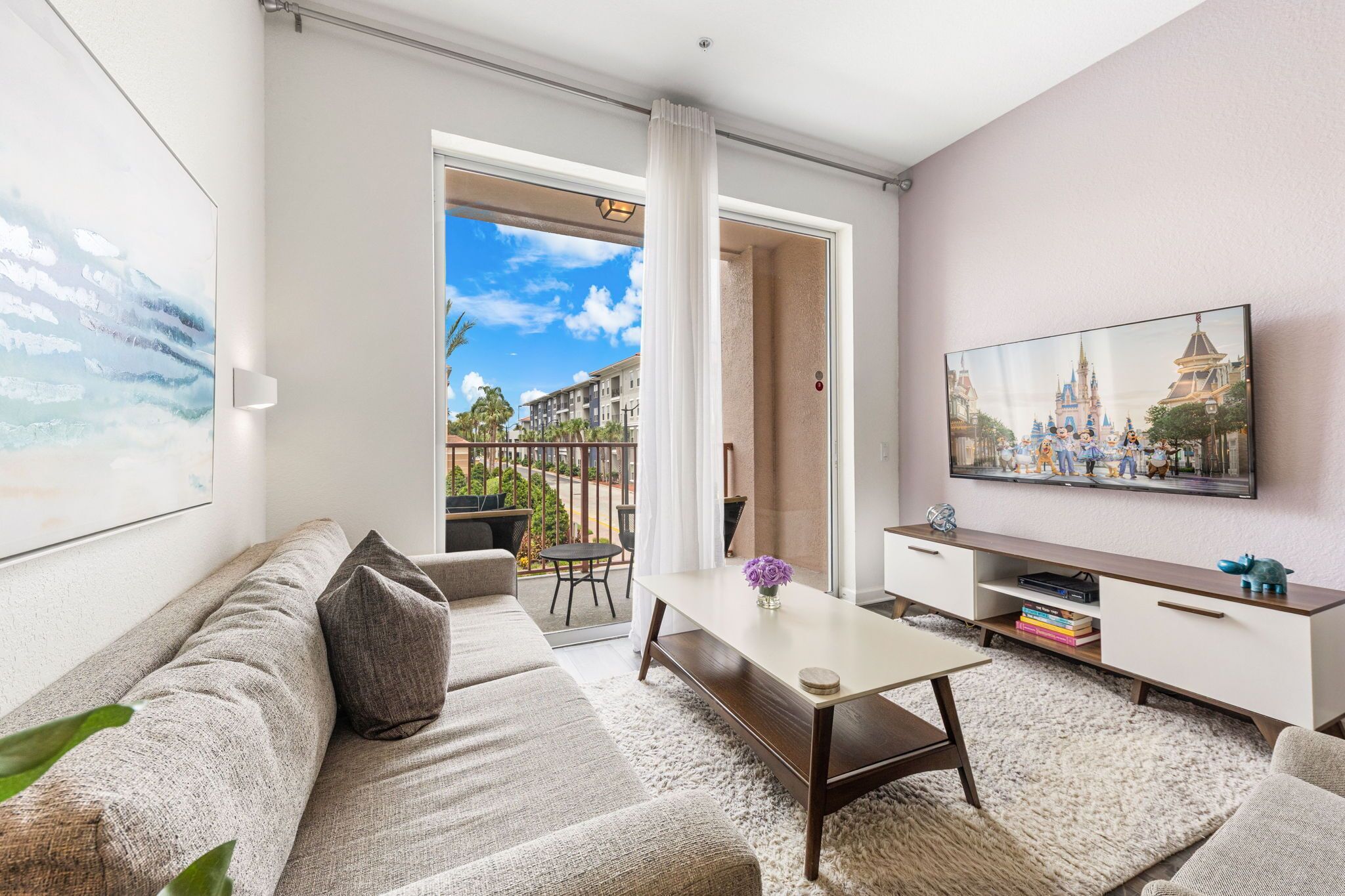 Apartment (3 Bedrooms) | Front of property