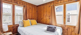 Barefoot Beach Resort