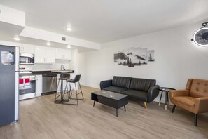 Condo, Multiple Beds, Balcony (Modern Yote Condo at Roark Creek) | Living area | 42-inch flat-screen TV with digital channels - Modern Yote Condo at Roark Creek (Branson)