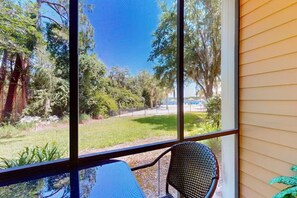 Interior - Renovated Lakeview Condo Near Disney + Pools (Davenport)