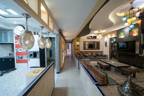 Front of property - Luxury Three bedroom Apt Al Yasmin (Riyadh)