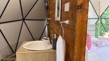 1 bedroom, free WiFi, bed sheets, wheelchair access