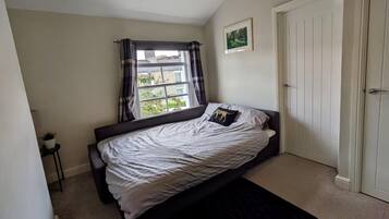 1 habitación, wifi gratis y ropa de cama