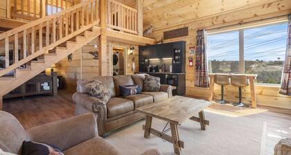 Elk Lodge Cabin for 4!