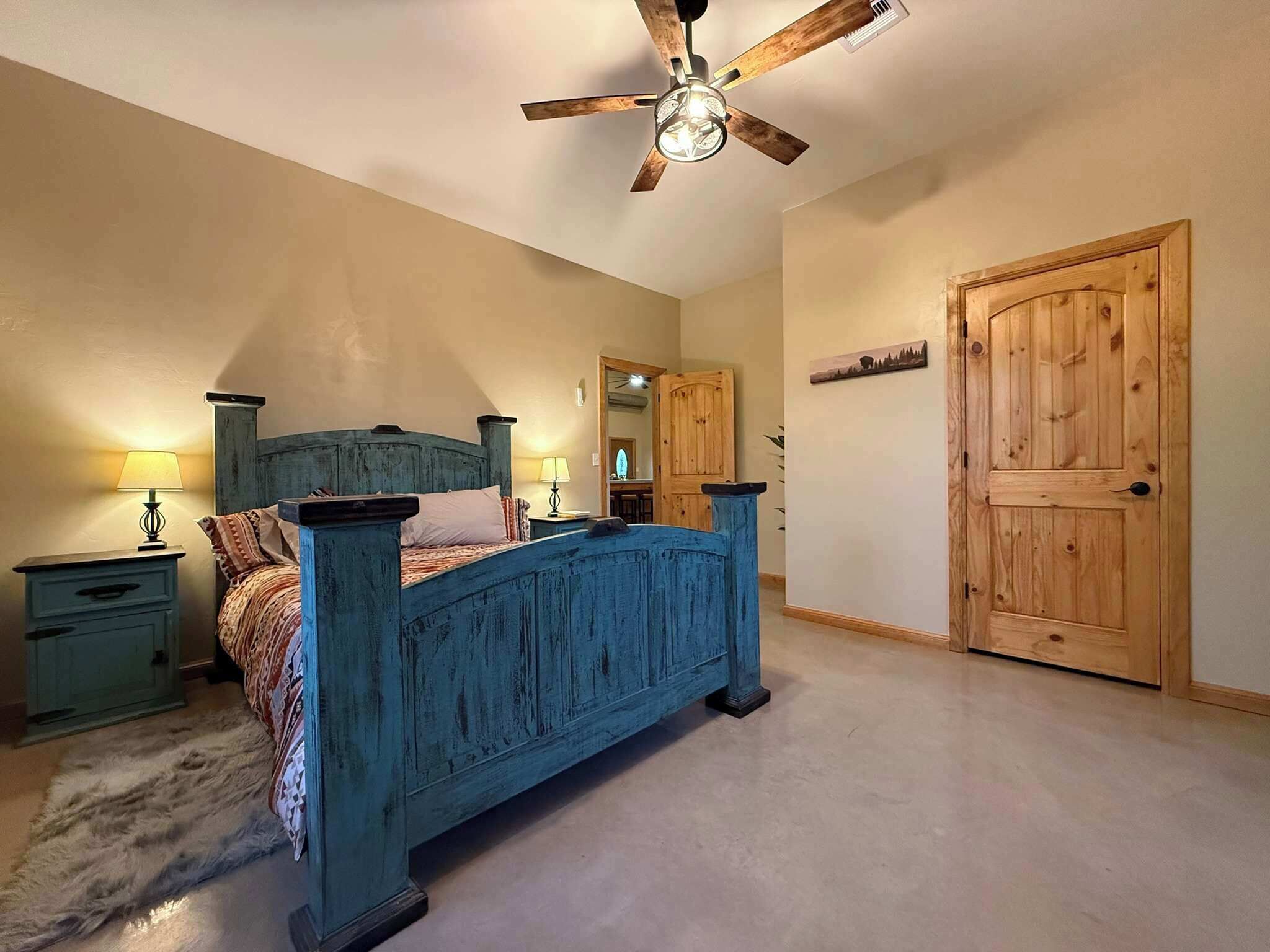 3 soverom, strykejern/-brett, wi-fi og sengetøy