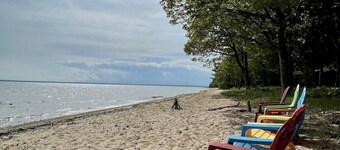 Quaint Cottage on the Sandy Shores of Lake Michigan