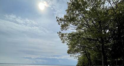 Quaint Cottage on the Sandy Shores of Lake Michigan