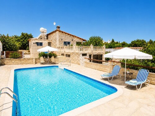 Villa Stone House - Two Bedroom Villa, Sleeps 4