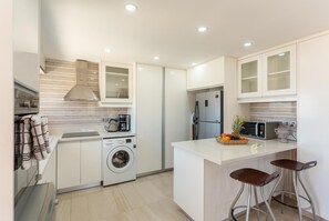 Fridge, microwave, oven, dishwasher