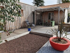 Terrace/patio - For 02 adults, comfortable, quiet, bright house close to all amenities. (Gujan-Mestras)