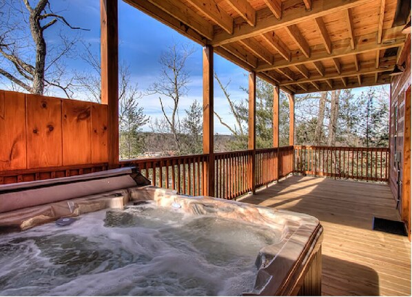 Bain à remous extérieur