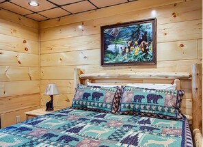 2 bedrooms, iron/ironing board, travel cot, free WiFi
