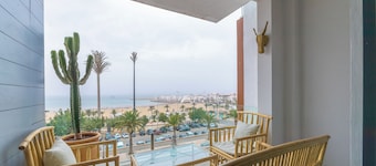 Stayhere Beachfront Escape
