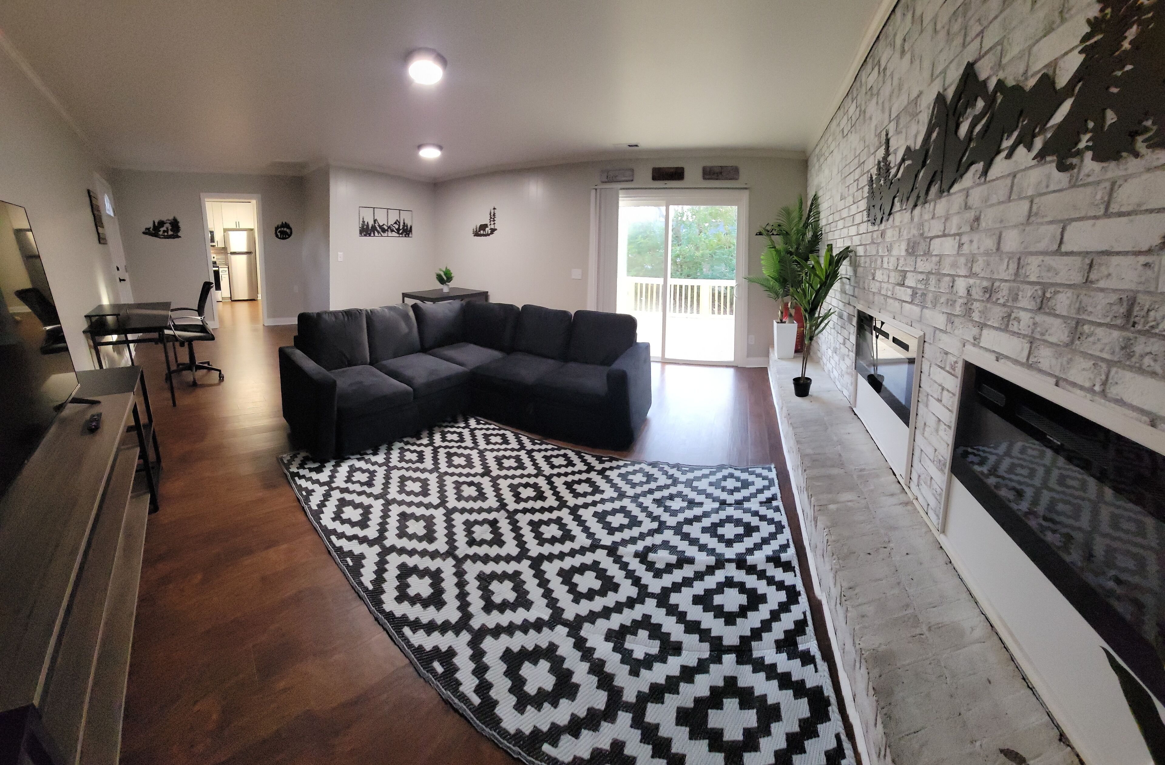 TV connectée, cheminée