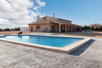 Vue sur piscine