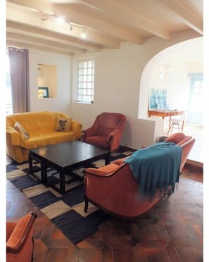 Smart TV, fireplace - A friendly family get-together between sea and marsh (Assérac)