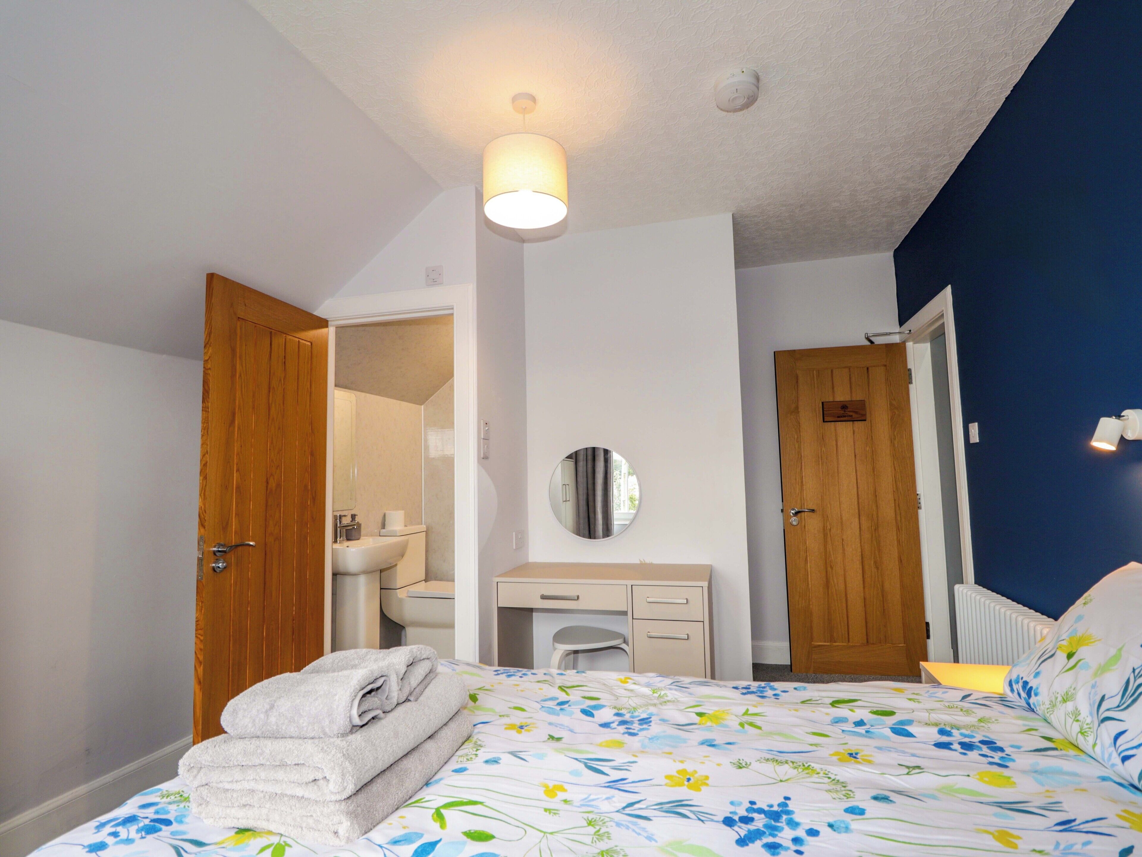 10 bedrooms, individually decorated, individually furnished, free WiFi