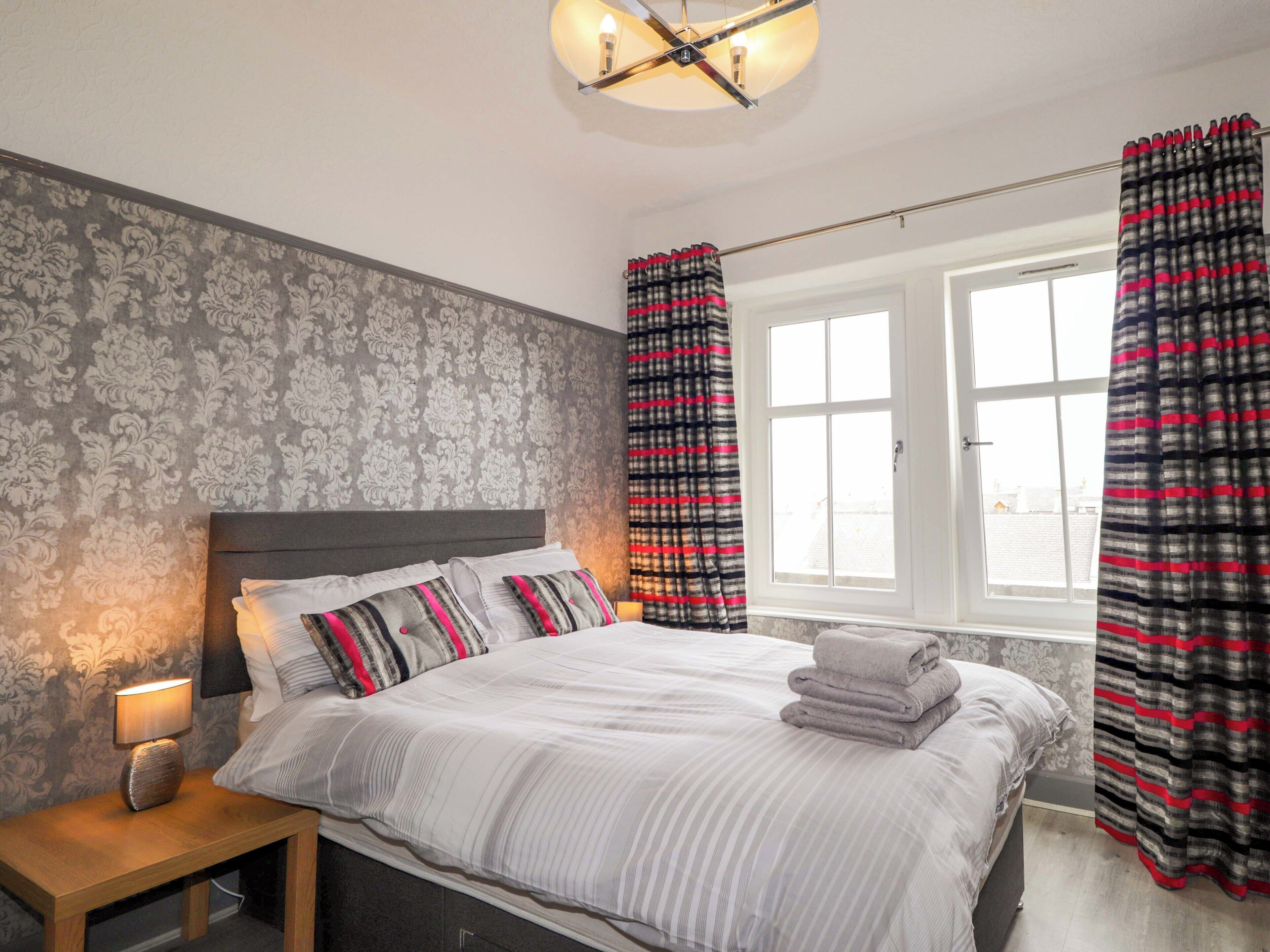 10 bedrooms, individually decorated, individually furnished, free WiFi