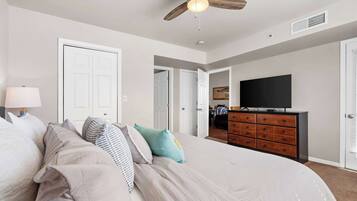 Condo, nhiều giường, ban công, quang cảnh vườn (The Joyful Getaway) | 3 phòng ngủ, trang trí khác biệt