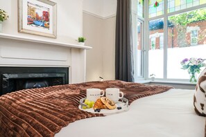 4 Schlafzimmer, Bügeleisen/Bügelbrett, kostenloses WLAN, Bettwäsche