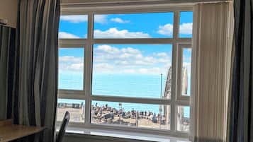 06 Sunset Suite 4-Star, 2 Bedrooms, Sea View, Beachfront (plus 1 free baby) | View from room