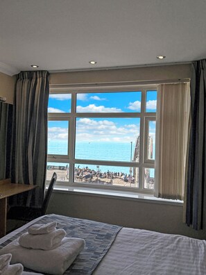 06 Sunset Suite 4-Star, 2 Bedrooms, Sea View, Beachfront (plus 1 free baby) | View from room - Granada Apartments Queens Mansions (Blackpool)