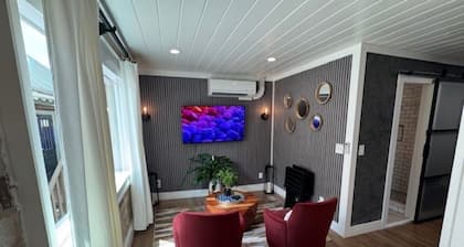 Luxury Suite in Downtown Blue Ridge - The Penthouses on Main, Suite 102