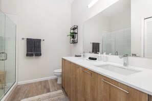 Hair dryer - Comfortable 2BR • Mins to Universal & More (Orlando)