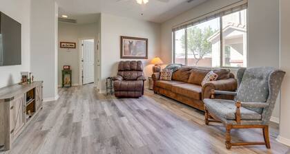 Casa De Lucy | 2 BR Ground-Level Condo | Community Pool/Hot Tub & $500 Daily Activities | Sleeps 6