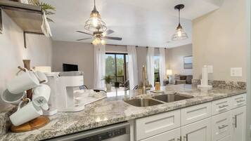 Condo, 1 King Bed with Sofa bed, Balcony, Golf View (Troon Golf View) | Interior