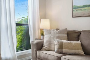 Condo, 1 King Bed with Sofa bed, Balcony, Golf View (Troon Golf View) | Living area | 42-inch flat-screen TV with digital channels