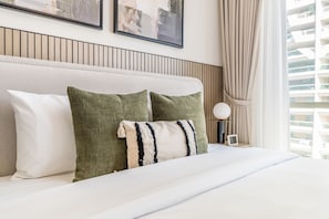 2 bedrooms, in-room safe, iron/ironing board, free WiFi - 2BR with Marina View, Walking Distance to Mall, Metro, JBR Beach (Dubai)
