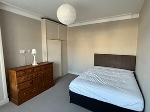 2 bedrooms, bed sheets