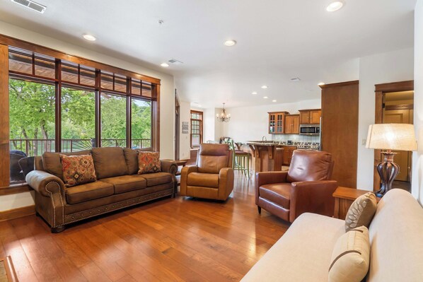 Condo, Multiple Beds, Balcony (Serenity Escape by the Lake) | Living area | 42-inch flat-screen TV with digital channels