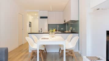 Family Double or Twin Room | Private kitchen
