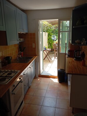 فرن، موقد طهي مسطح، غسالة أطباق