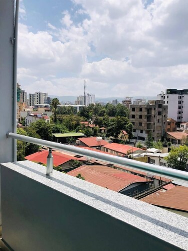 Shalla Guesthouse and Wellness Center