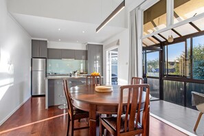 Dining - Sunny Coastal Townhouse| by Furnished Rentals (Auckland)