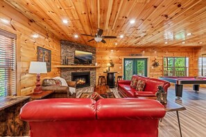 スマートテレビ、暖炉