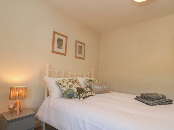 2 habitaciones, decoración personalizada y muebles diferentes 