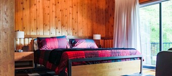 East Bank on Mill Creek Lodge