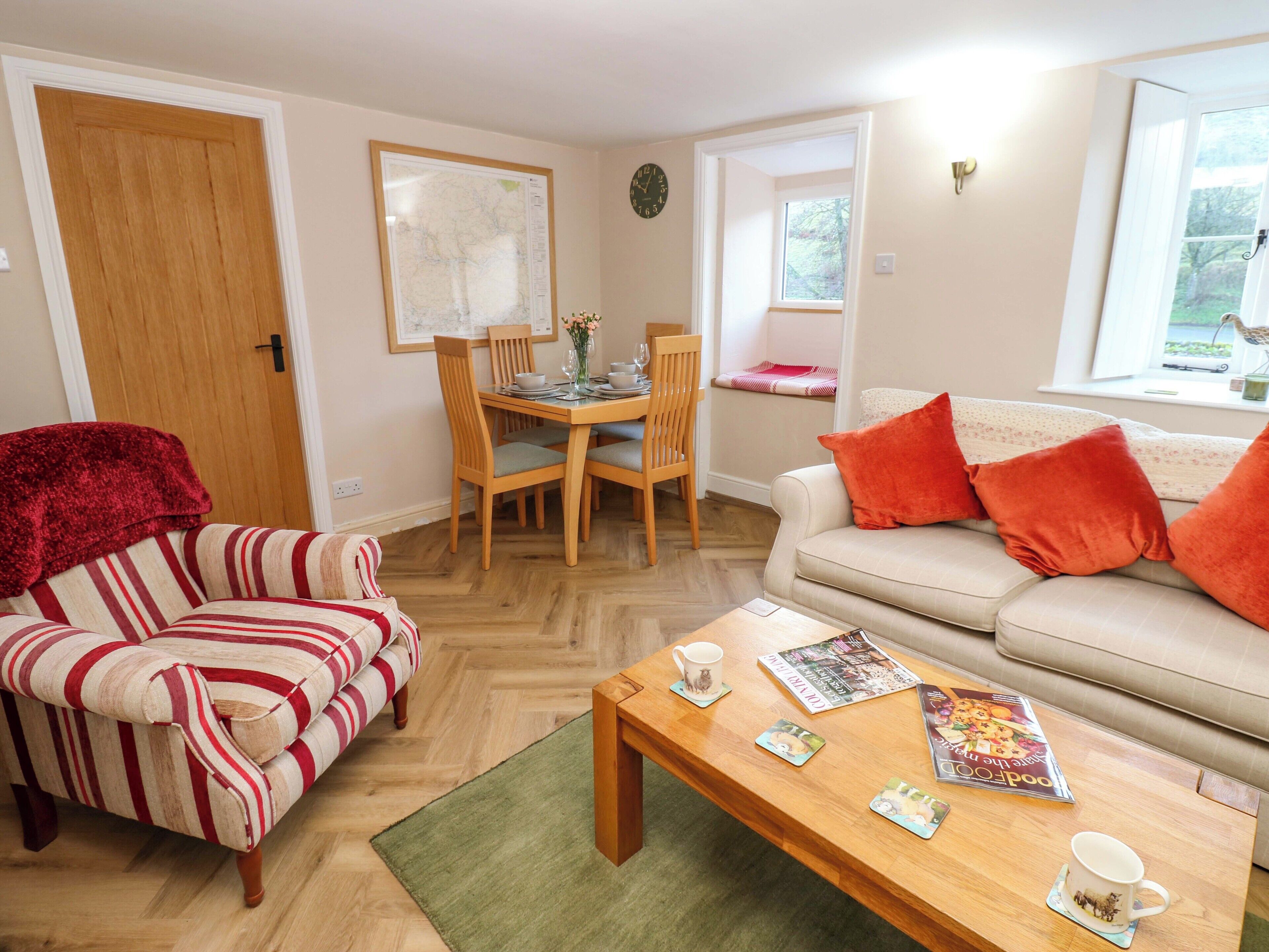 Cottage | Woonruimte | Een open haard