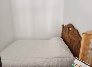 1 chambre, literie fournie