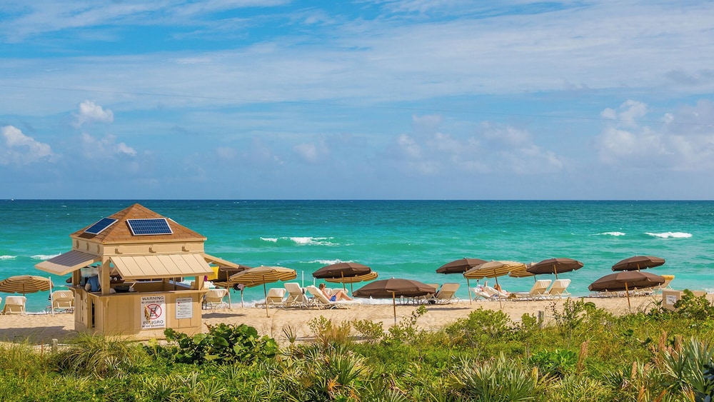 Carillon Miami Wellness Resort by null